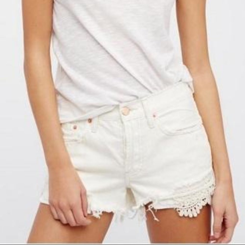 Free People | Daisy Chain Lace Button Fly Shorts